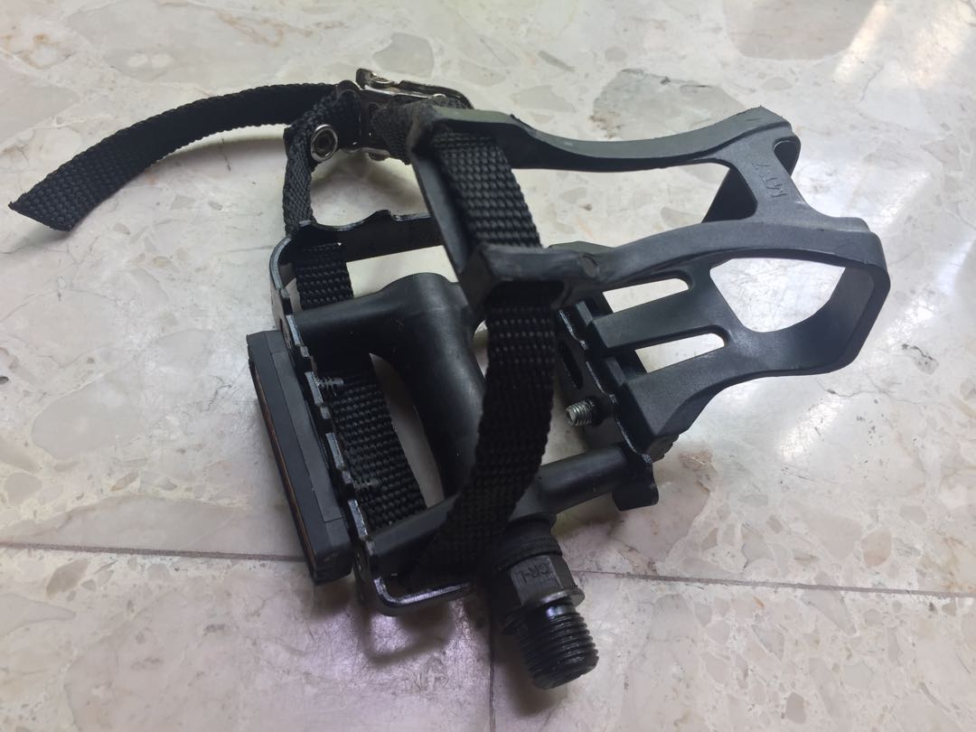 Wellgo pedals with toe clips hotsell