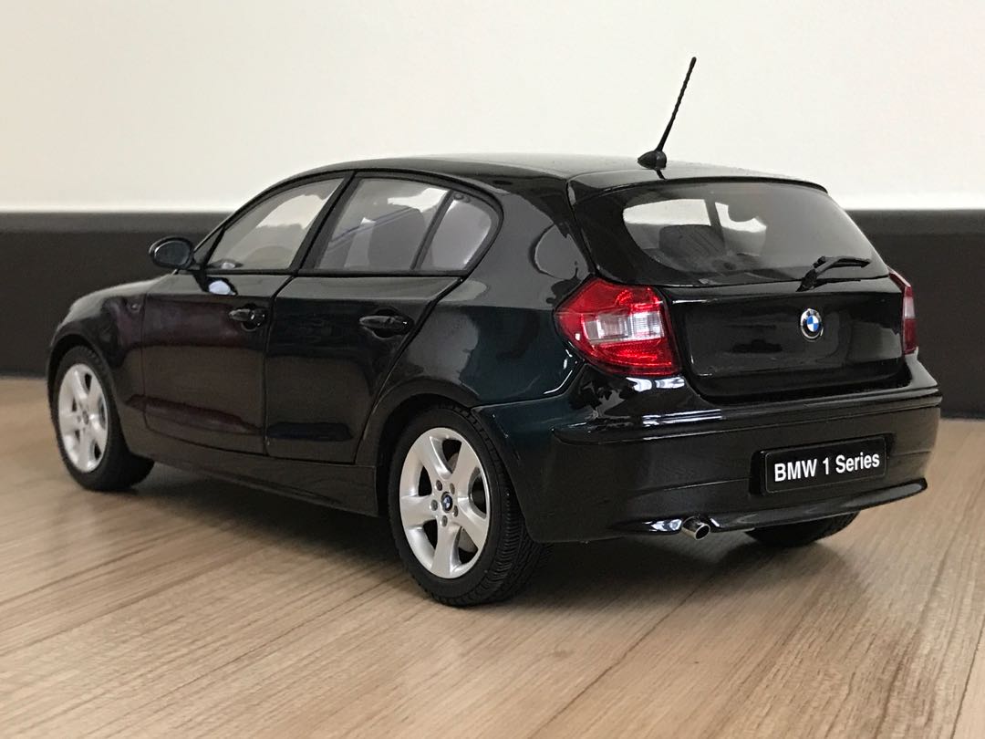 1:18 Kyosho BMW 120i Hatchback (Black), Hobbies & Toys, Toys 