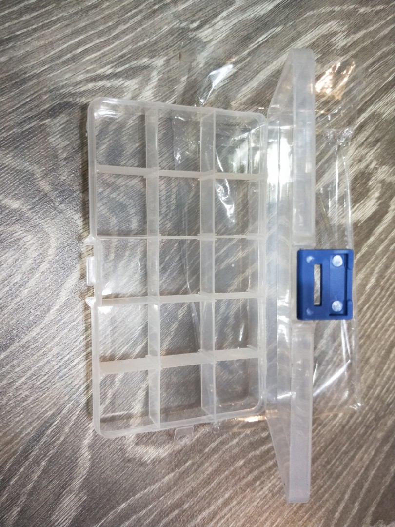 Container box (Category: Other Accessories) located in Singapore. Submitted by topsealstraders (Listing ID 172452507, Image 3). Description: Size 17 *10*2.5 CM, 15 column adjuster.Mininum purchase 5 boxes. Only pick up at Jurong West..