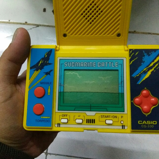 Game Watch Casio Yellow Submarine, Video Game, Konsol di Carousell