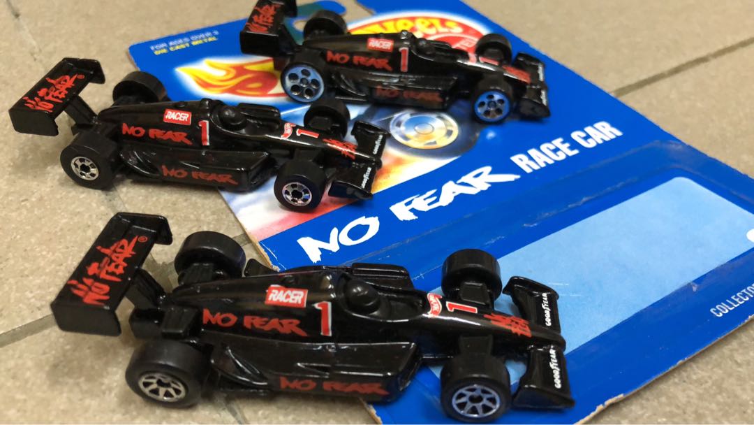 hot wheels no fear race car