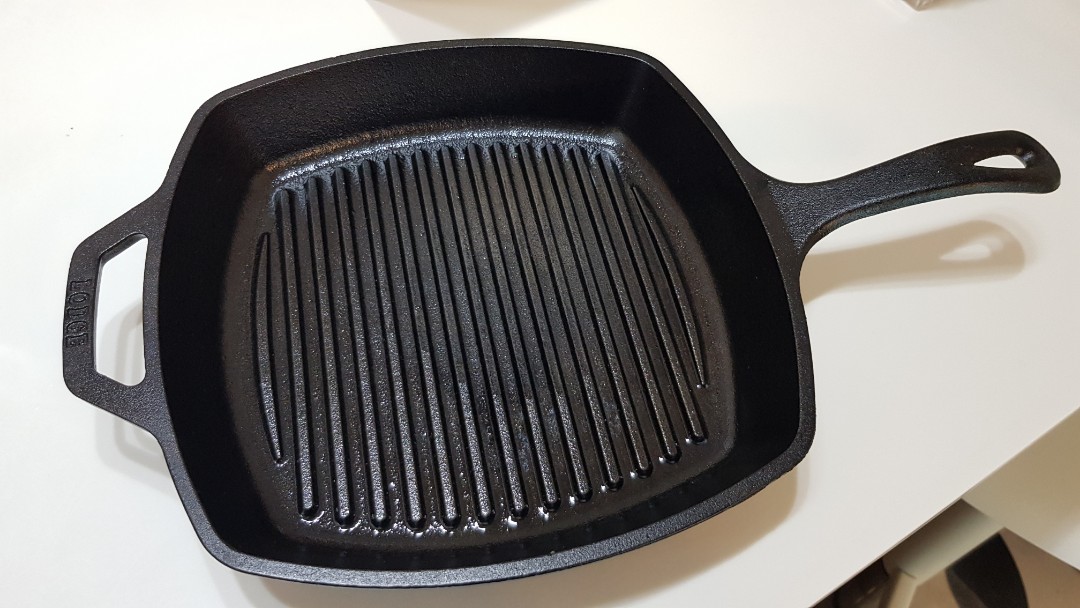 Lodge Grill Pan square, width approx. 26.5 cm