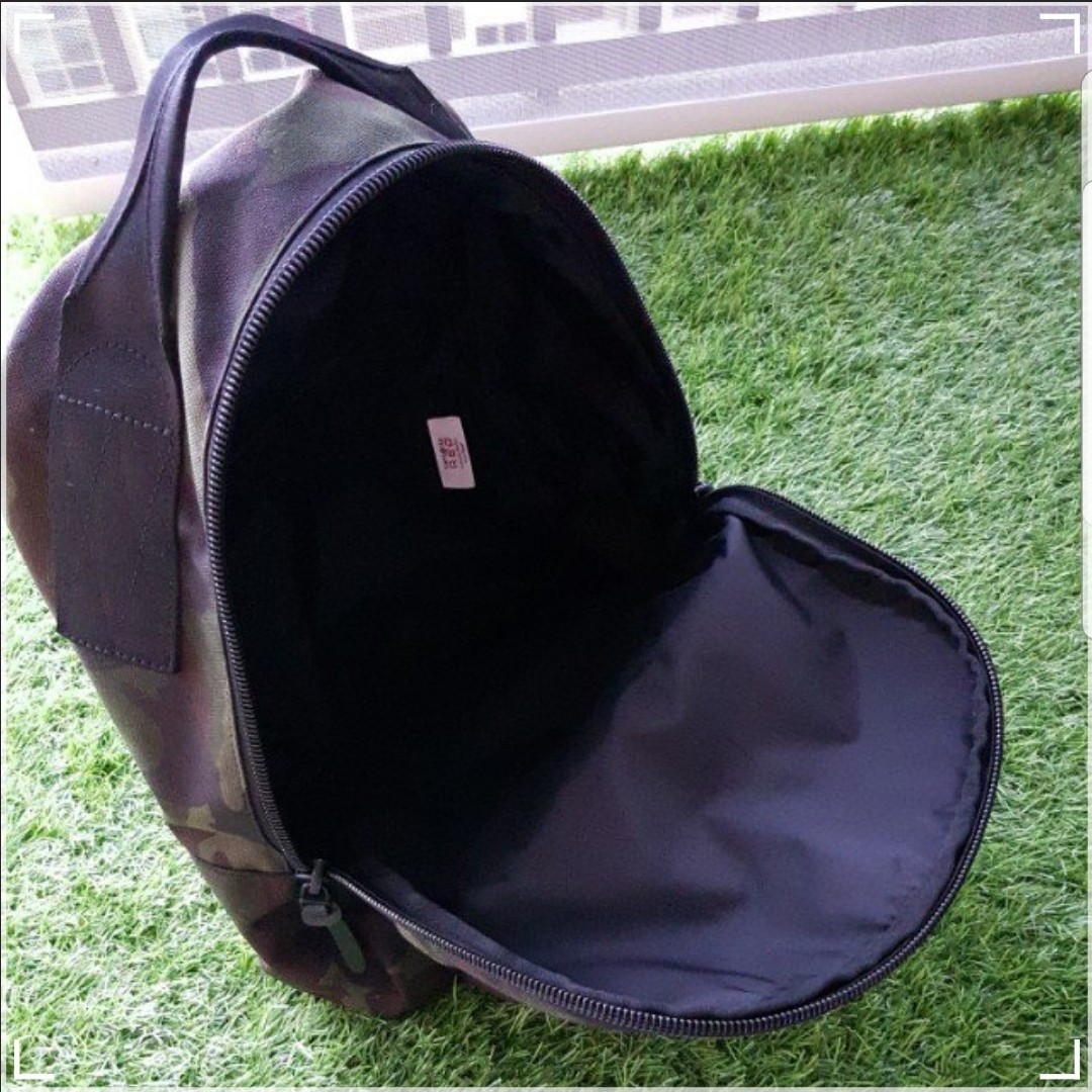 Samsonite Red Camouflage Army print backpack, Men's Fashion, Bags, Backpacks on Carousell