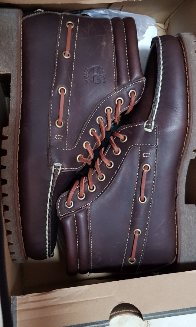 timberland classic chukka boots