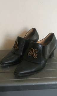 Boot shoes