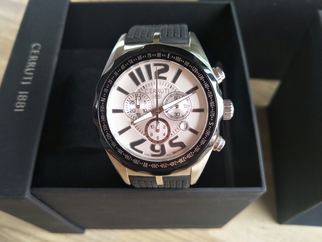 Cerruti 1881 shop watch 2018