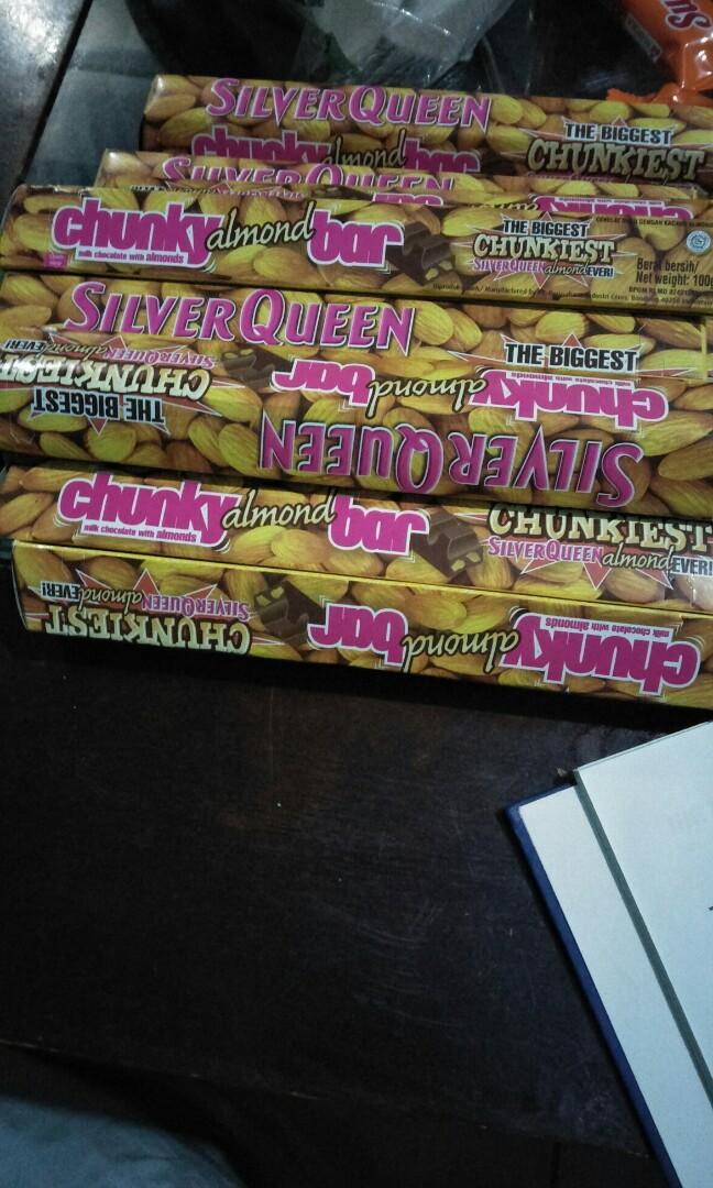 Chunky Bar Almond 100gram Makanan Minuman Snek Di Carousell Diproses secara higienis dengan perpaduan yang pas antara coklat, susu, dan kacang almond di dalamnya, sehingga ideal dinikmati pada saat waktu santai anda bersama keluarga. chunky bar almond 100gram
