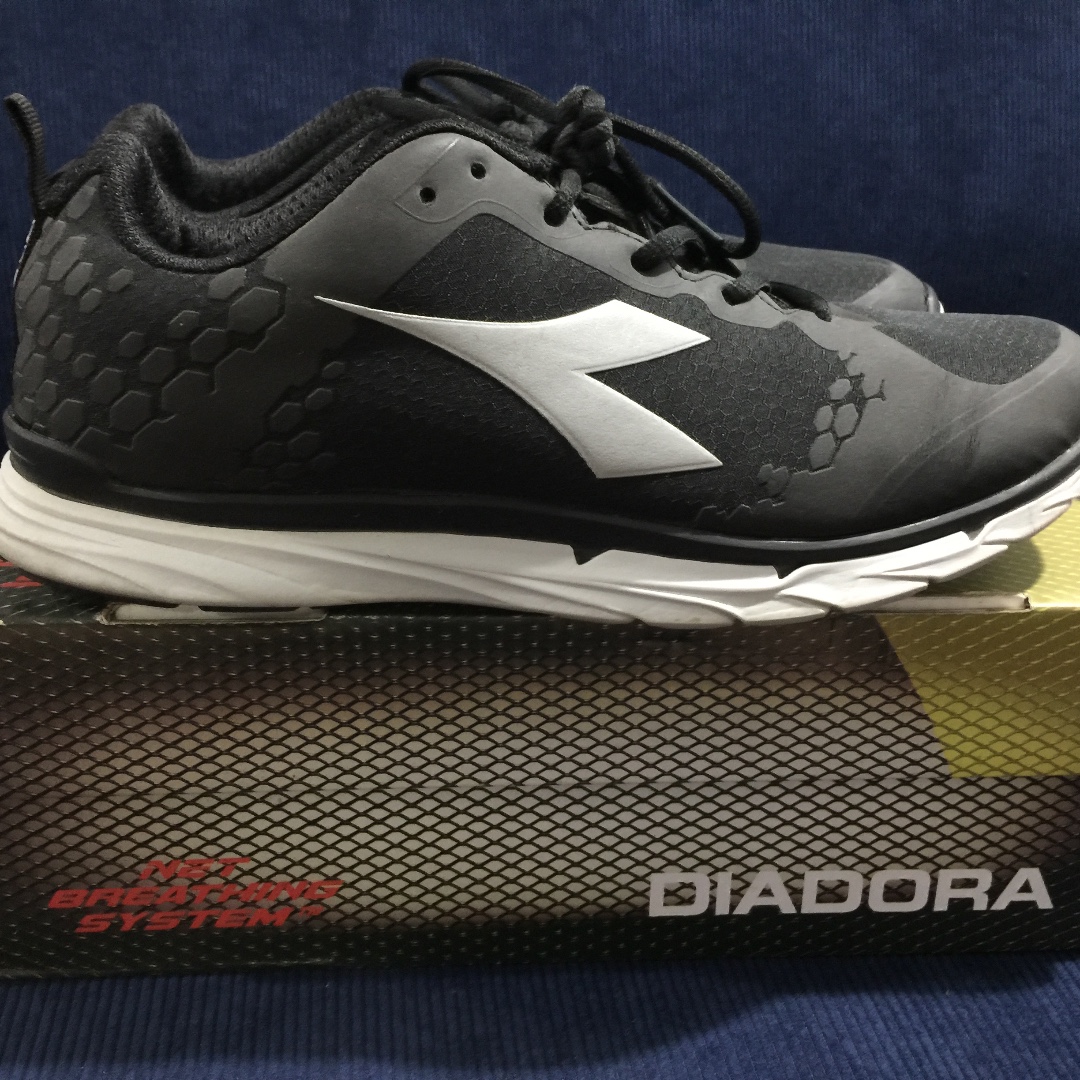 diadora shoe sizing