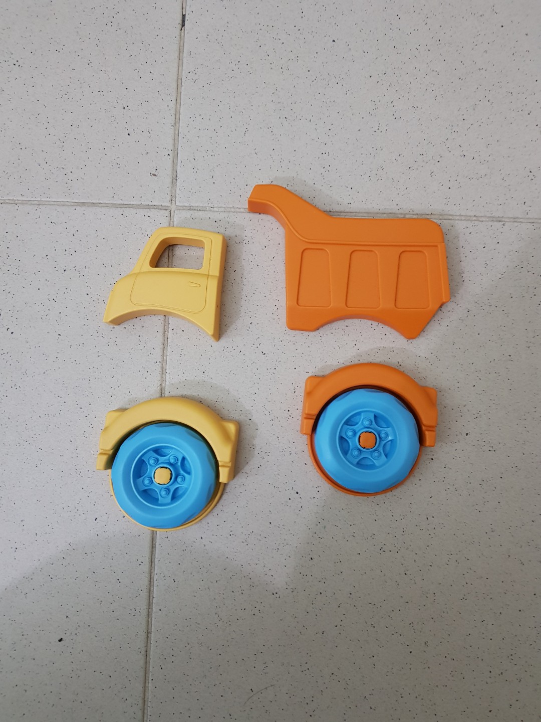 green toys dump truck puzzle