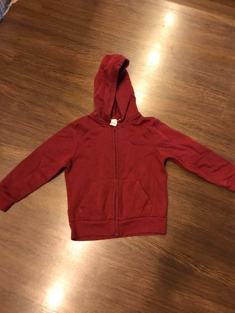H&M Kids Sweatshirt Maroon (Category: Babies & Kids Fashion) located in Quezon City. Submitted by rapunzel20 (Listing ID 172574465, Image 1). Description: .