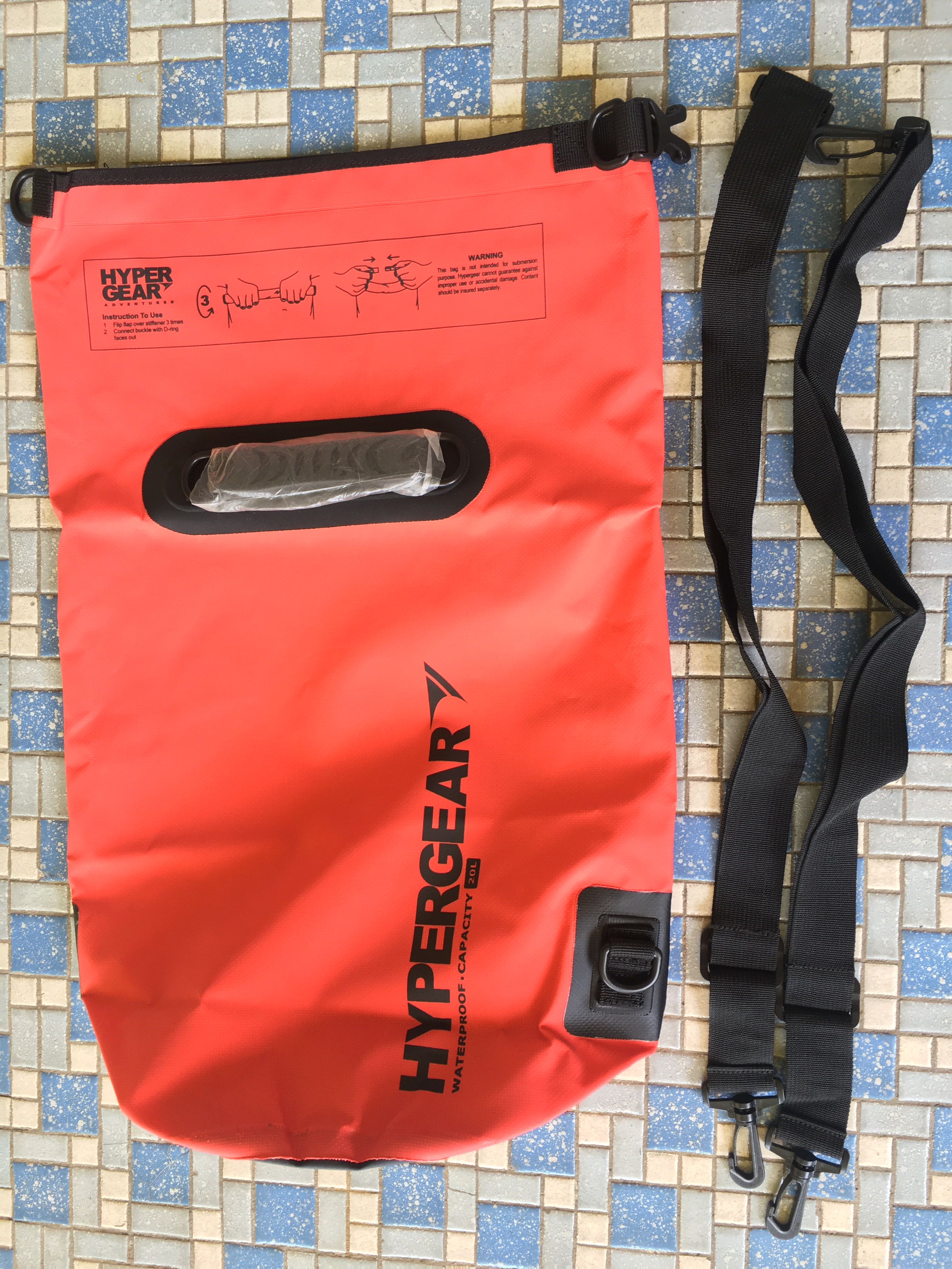 hypergear 20l waterproof backpack