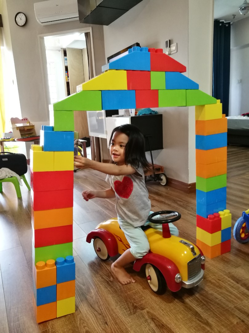 massbricks jumbo plastic building blocks