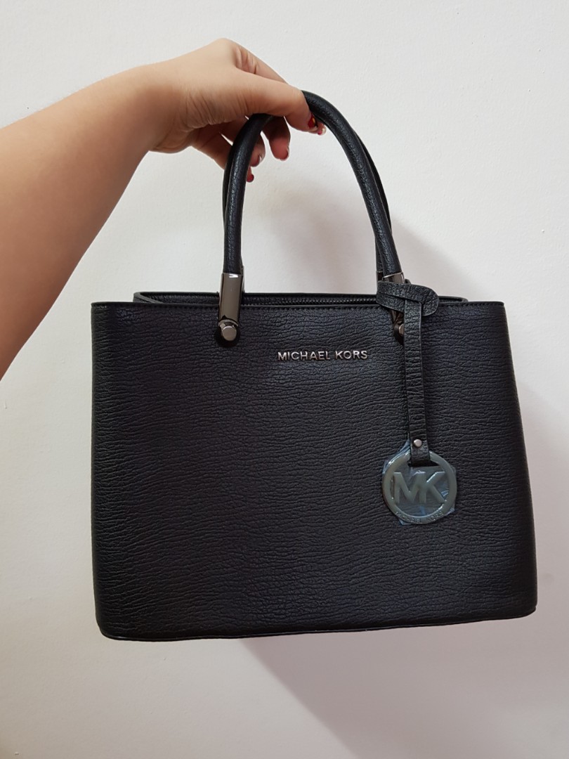 Tas michael sales kors hitam