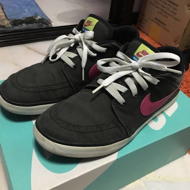 nike suketo sneakers