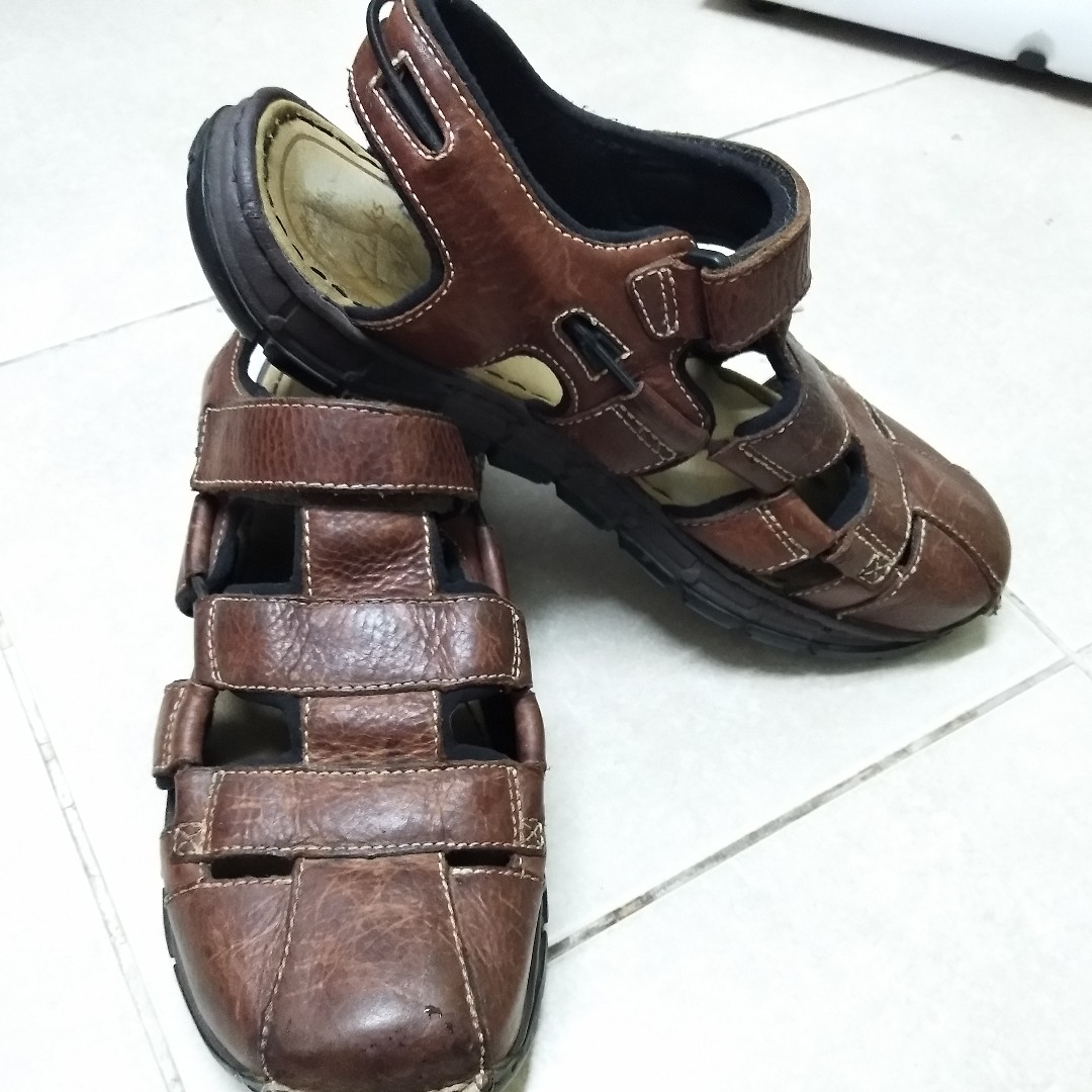 clarks active air leather sandals