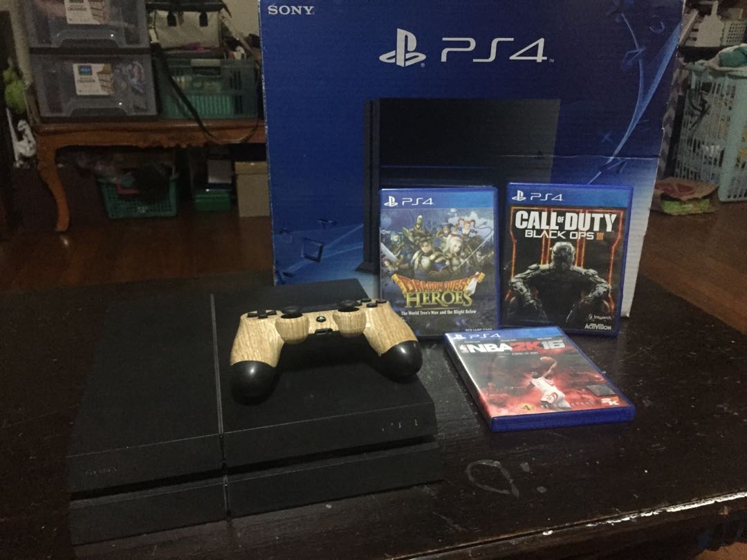 PS4 1TB WITH 3 FREE GAMES - 