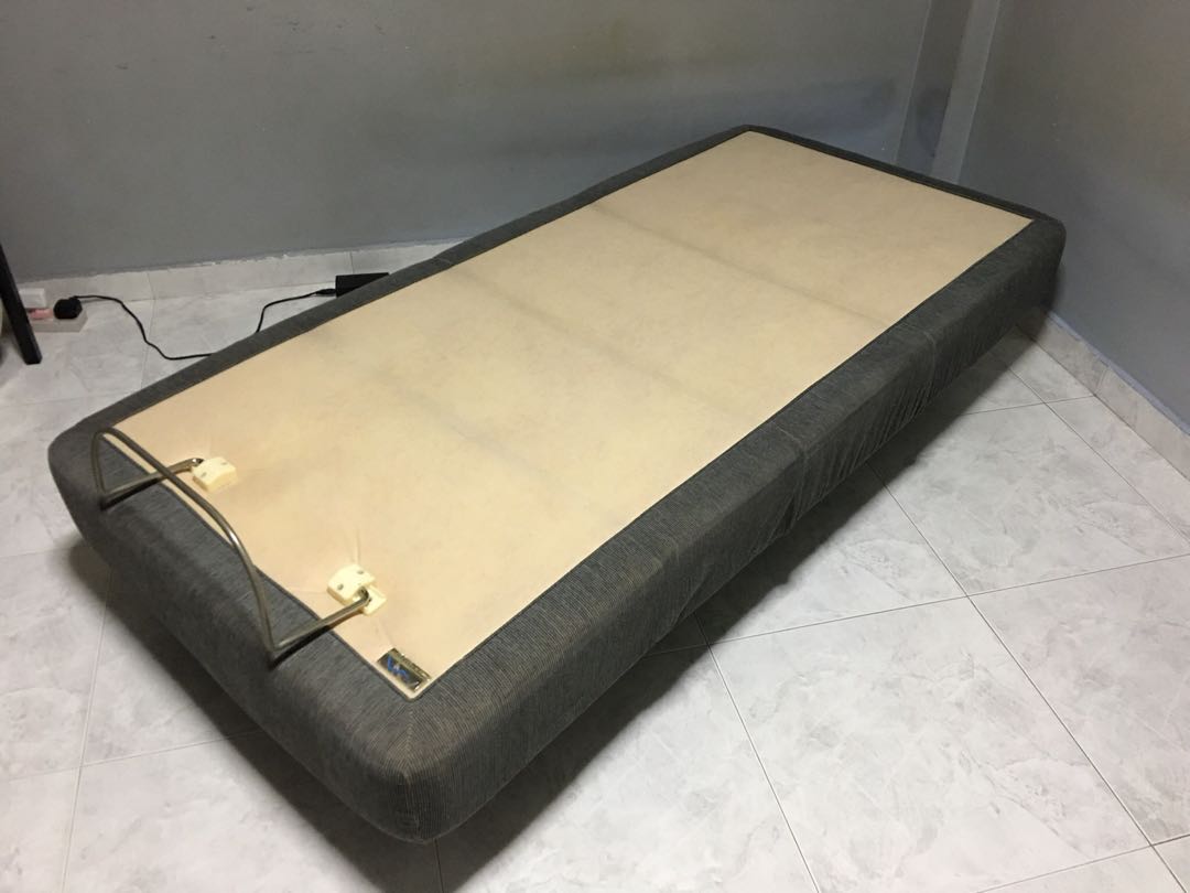 Tempur zerog adjustable bed base, Furniture & Home Living, Furniture