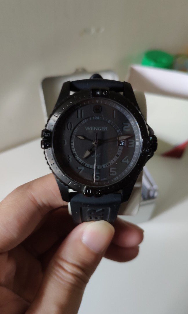 Wenger sale squadron gmt