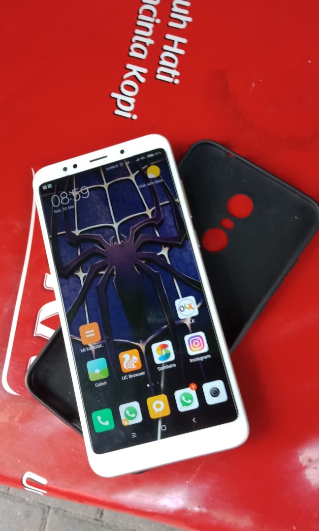 Xiaomi Redmi 5 Plus Gold 4g Lte Ram 4 64gb Baru 2 Minggu Telepon Seluler Tablet Ponsel Android Xiaomi Di Carousell