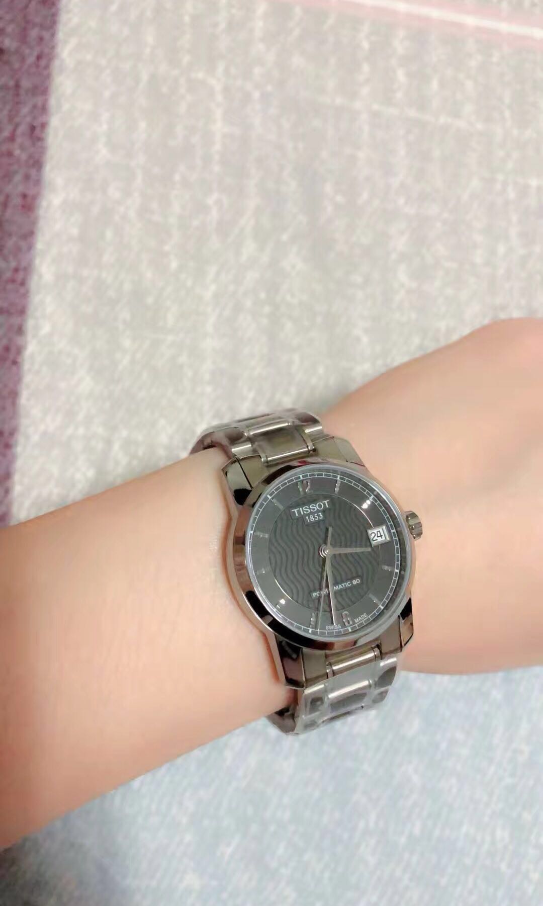 Tissot t hot sale classic titanium