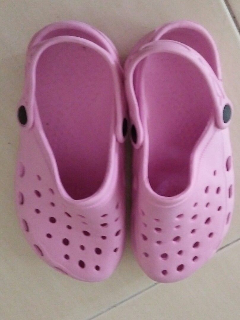 crocs look alike