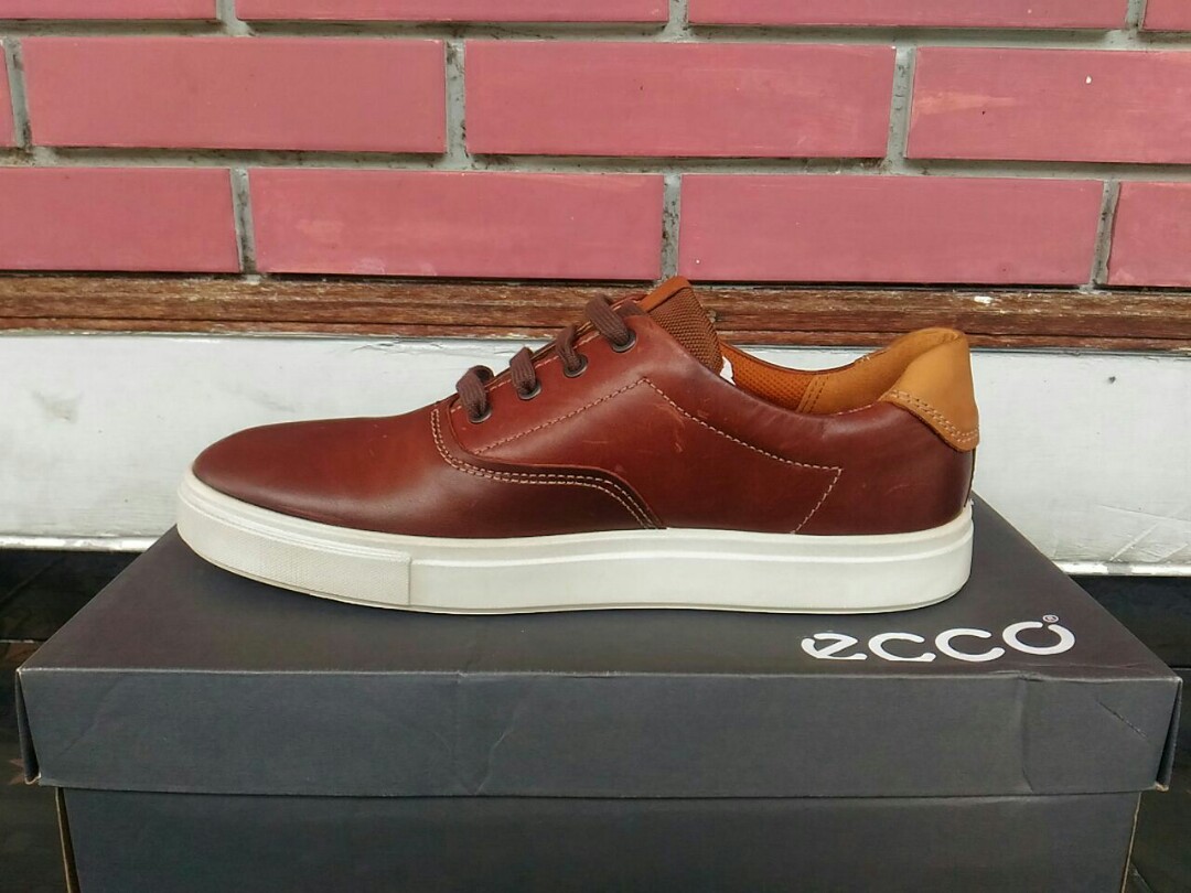ecco size 43