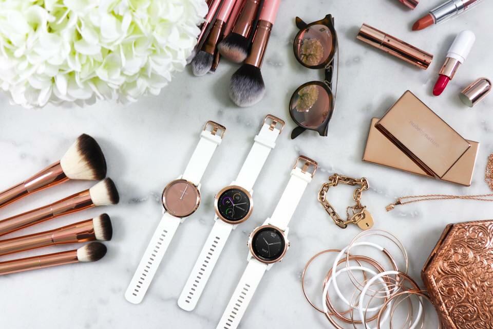 Garmin Fenix 5s Sapphire Rose Gold with White Band