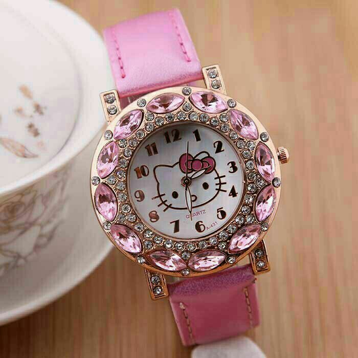 Hello Kitty Watch, Women's Fashion, Watches & Accessories, Watches on ...