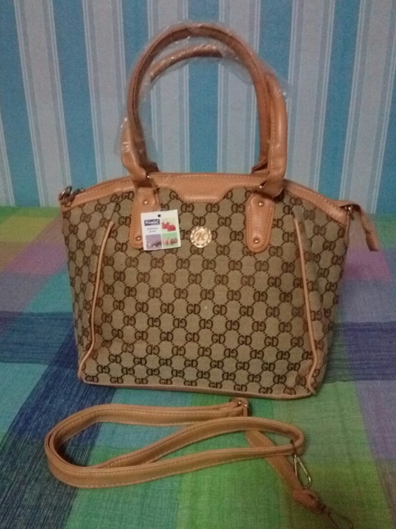 kimbel shoulder bag