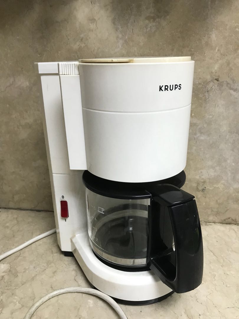 Krups Coffee Maker (Category: Coffee Machines & Makers) located in Quezon City. Submitted by caryscornermnl (Listing ID 171062410, Image 2). Description: Makes 7 cups Condition: 8/10 Works very well Repriced at 2000.