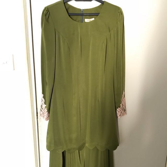 baju kurung olive green