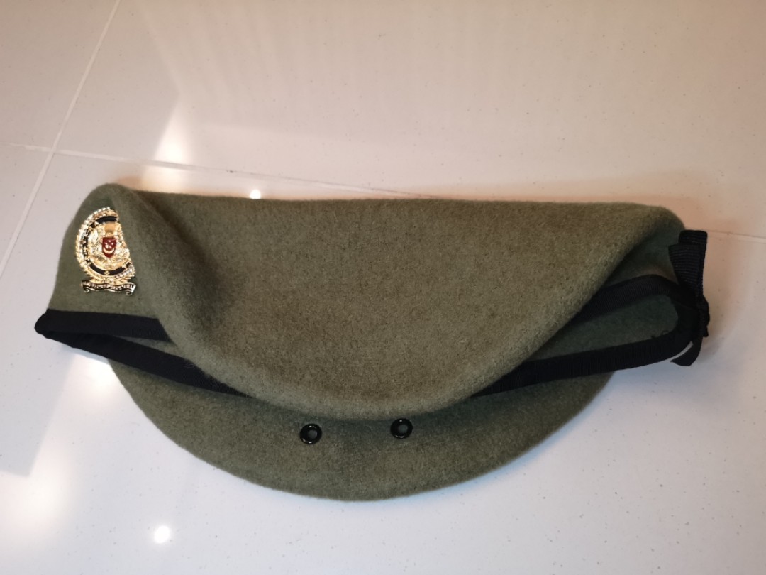Olive green beret Clearance