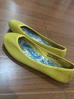 Solemate Mustard Doll Shoes