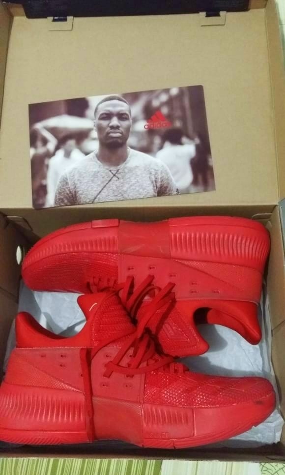 dame 3 red