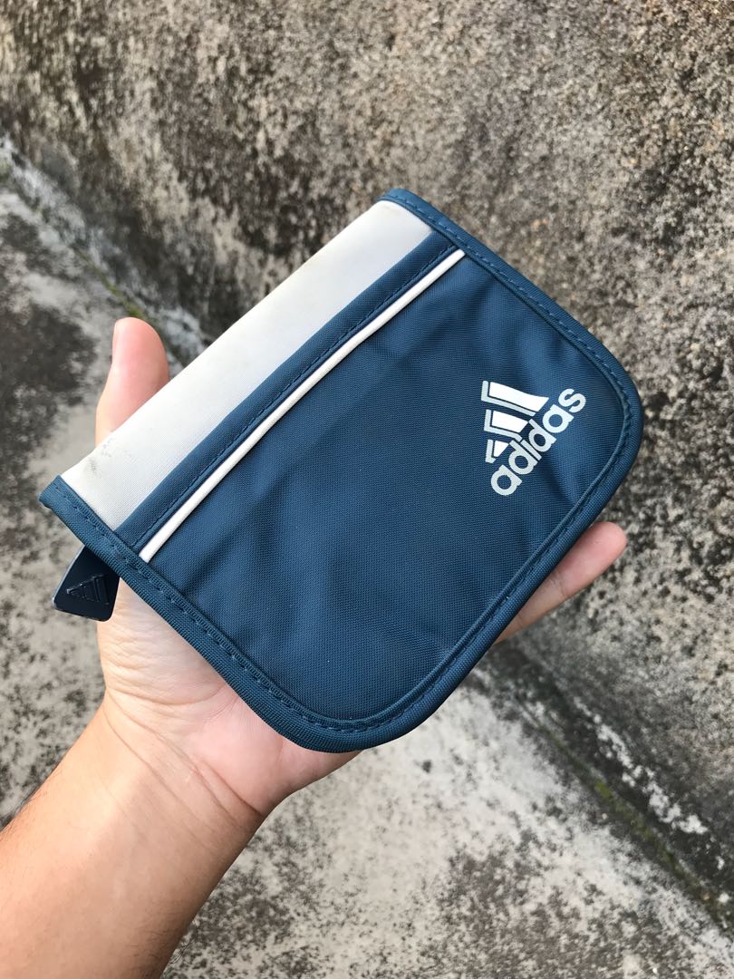 Adidas zip wallet 2025