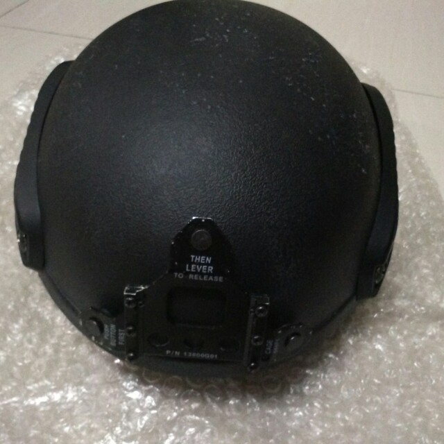 Airsoft IBH Tactical Helmet Replica, Hobbies & Toys, Collectibles