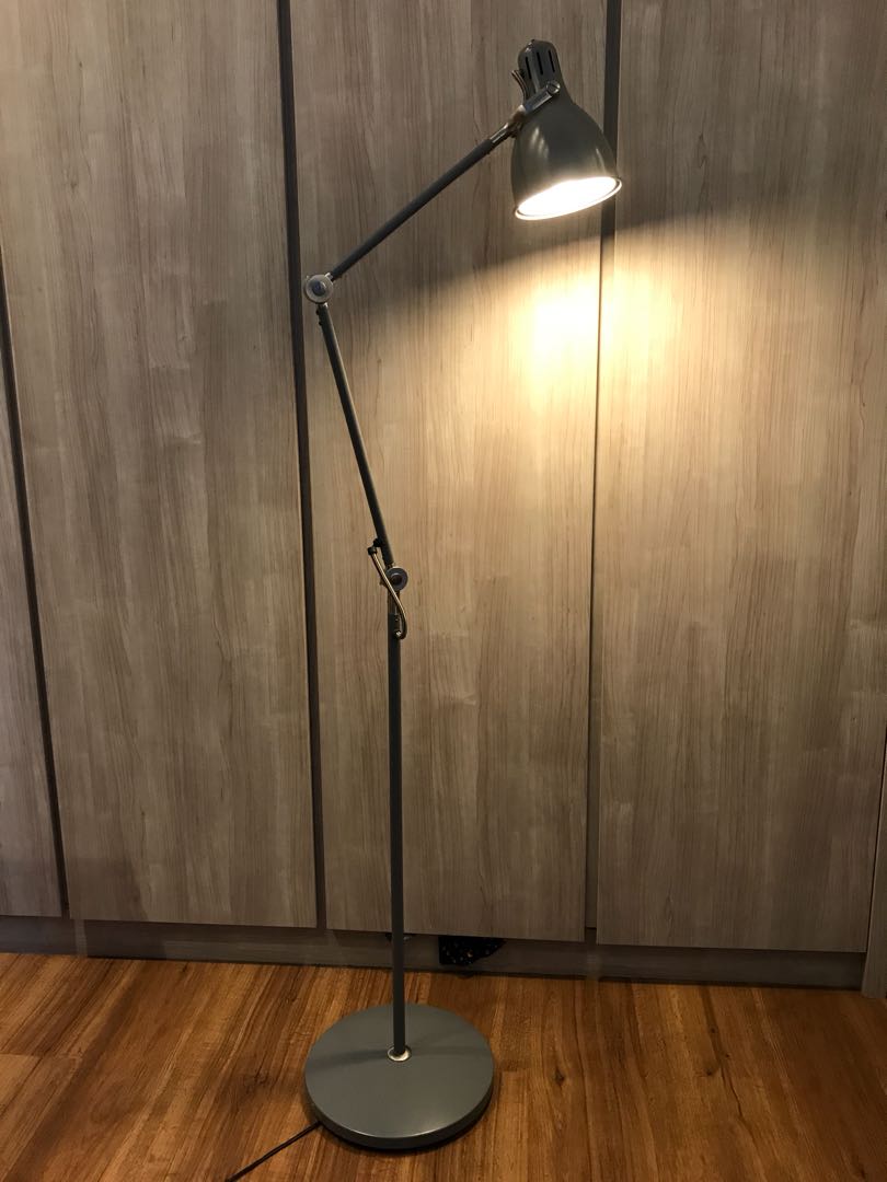 arod floor reading lamp