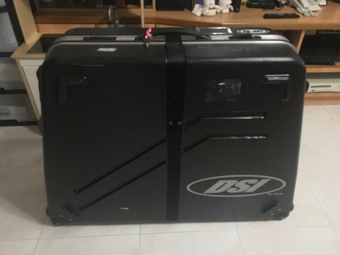 Black Hard case bike box by B&W DSI series, Sports Equipment, Bicycles