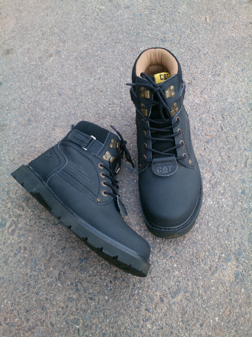 cat wide width shoes