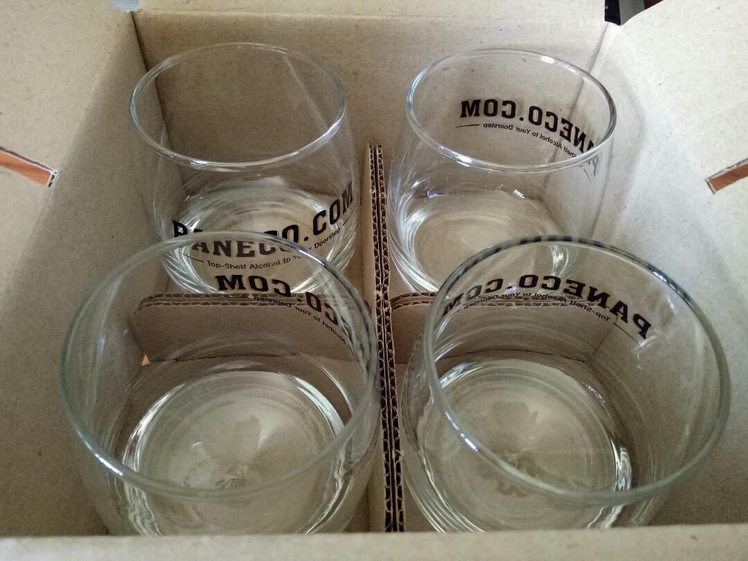 Dancing Rocking Glasses Set Of 4 From Paneco Home Appliances Kitchenware On Carousell
