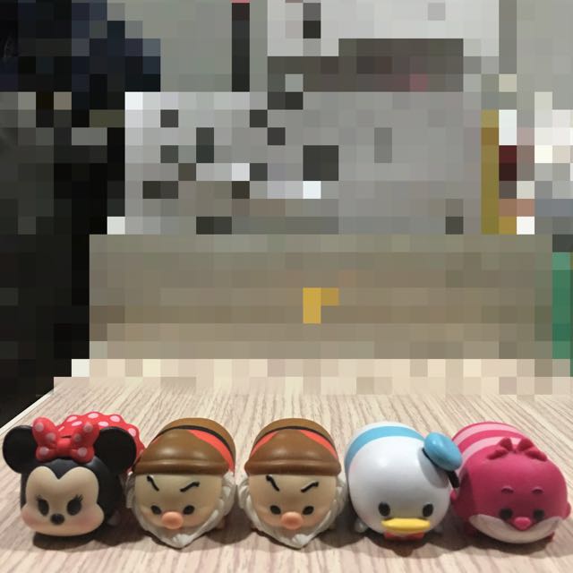 Disney Tsum Tsum Vinyl Stackers Figurines Large Design Craft Others On Carousell