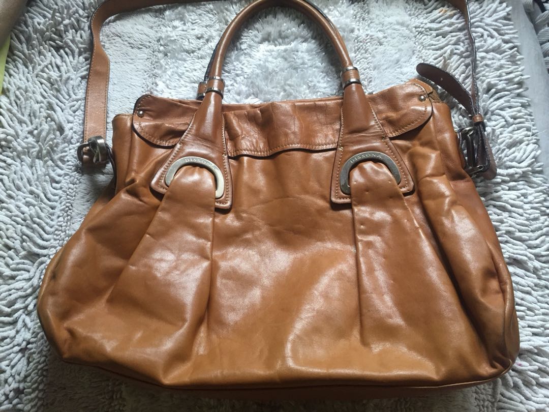 dissona leather handbags