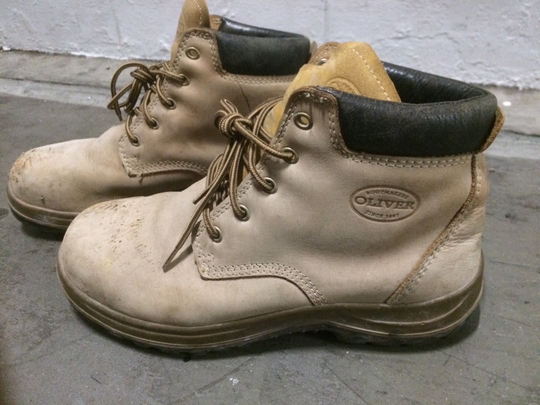 oliver safety boots price