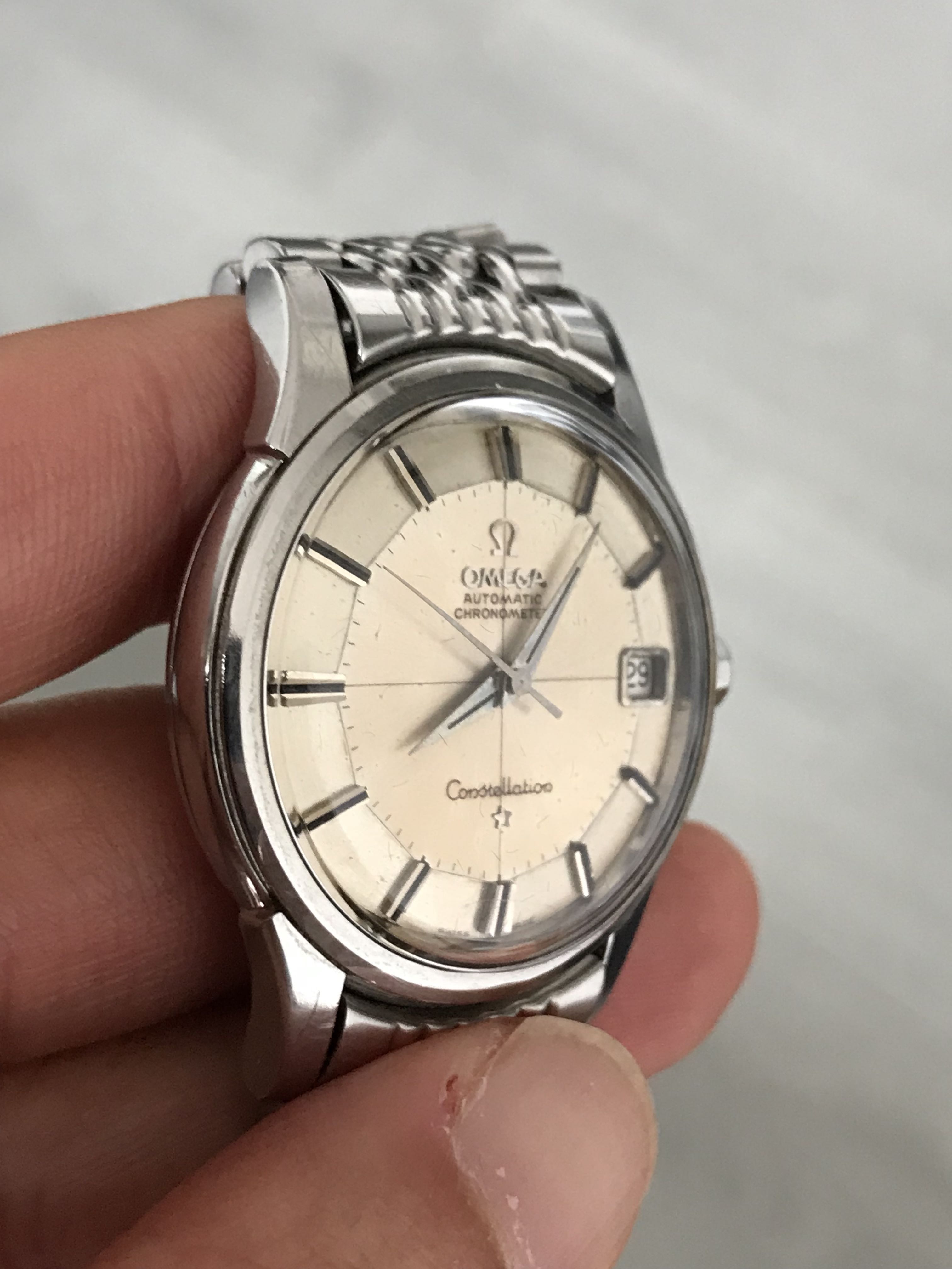 Omega constellation pie pan with beads 