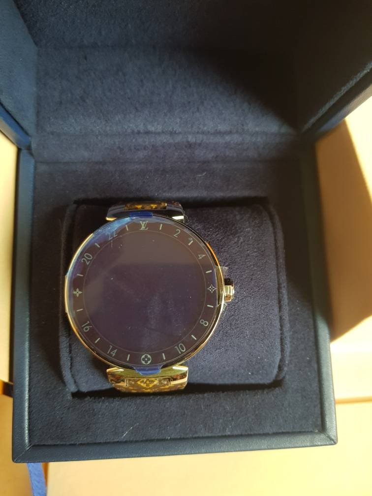Louis Vuitton LV Smart Watch - Tambour Horizon Monogram Eclipse 42, Luxury,  Watches on Carousell