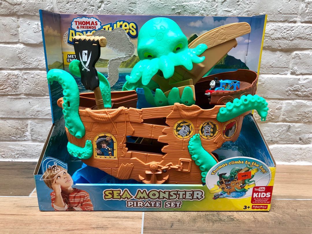 Thomas Friends Adventures Sea Monster Pirate Set