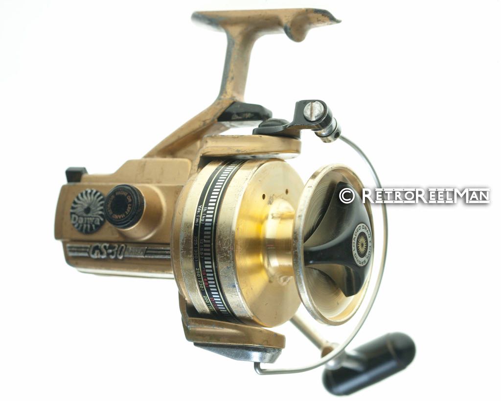 Classic Daiwa GS20 spin fishing reel how to take apart and service 