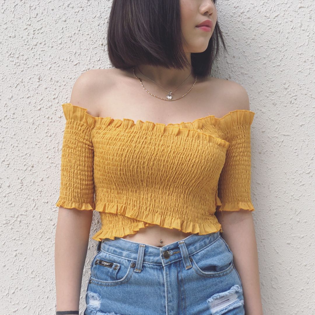 Yellow off shoulder crop top, Women's Fashion, Tops, Sleeveless on Carousell