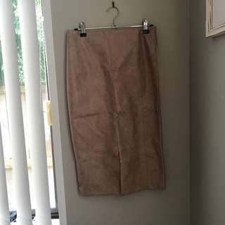 FAUX LEATHER MIDI SKIRT
