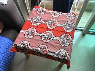 紅橙白色枱布 red orange white table cloth